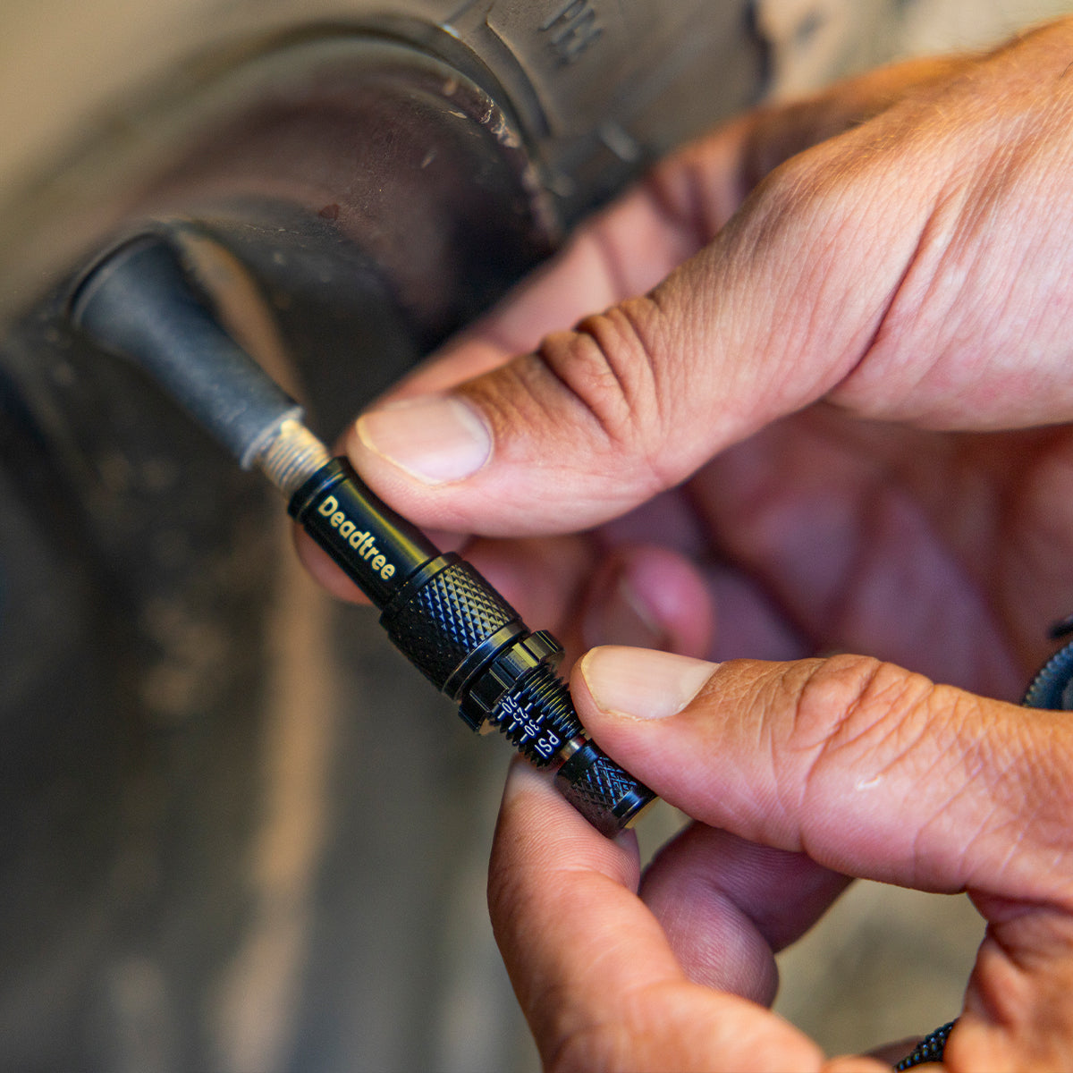 Deadtree Adjustable Tyre Deflator Kit