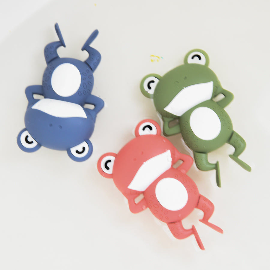 FROGGY BATH SWIMMERS