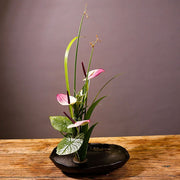 NEEDLE BLOOM FLOWER HOLDER