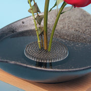 NEEDLE BLOOM FLOWER HOLDER