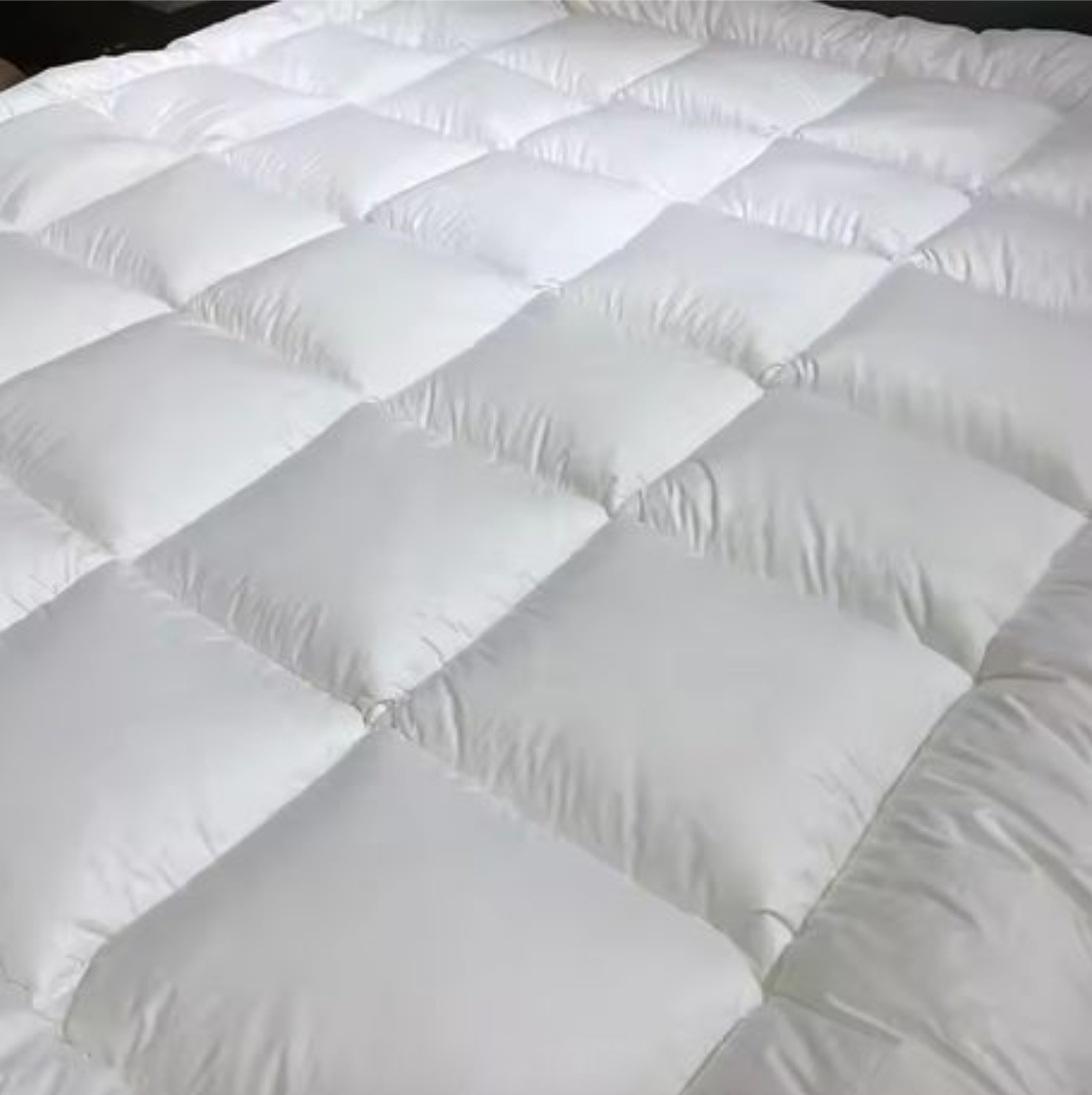 BOX STITCHED 100% COTTON MATRASS TOPPER