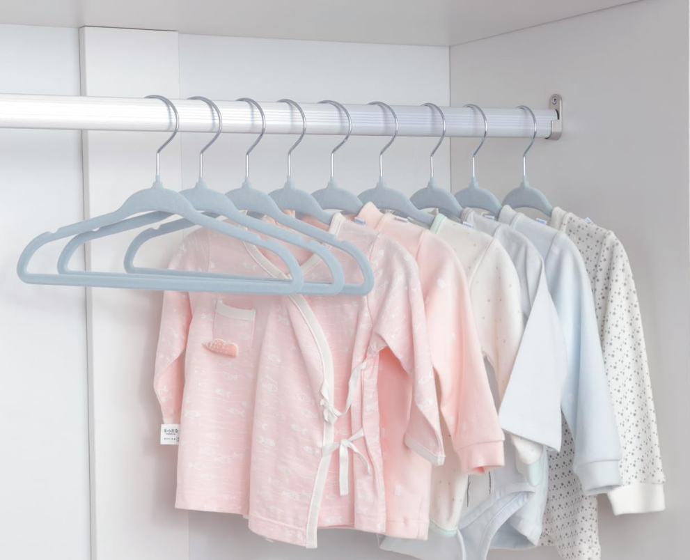 BEANO 20 PACK VELVET BABY AND KIDS HANGERS (BLUE)