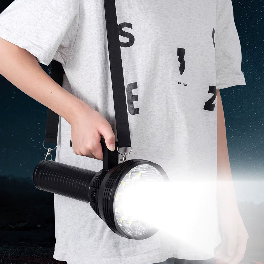RUGG ULTRAX LED 150000 LUMEN FLASHLIGHT