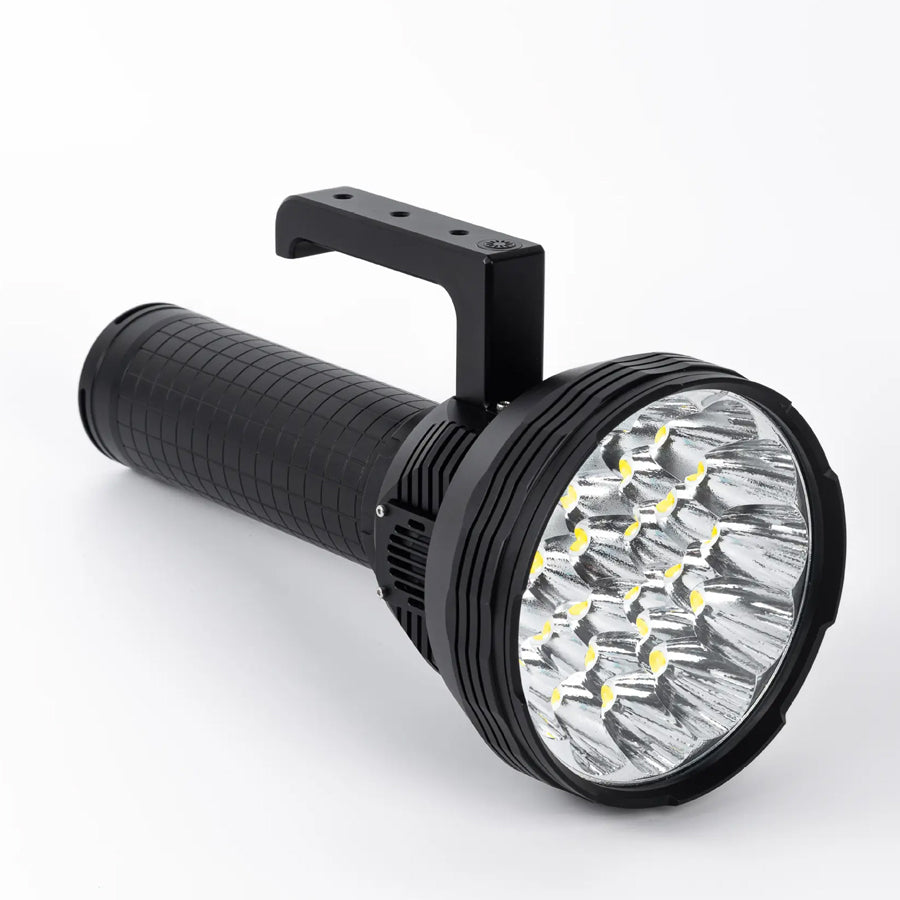 RUGG ULTRAX LED 150000 LUMEN FLASHLIGHT