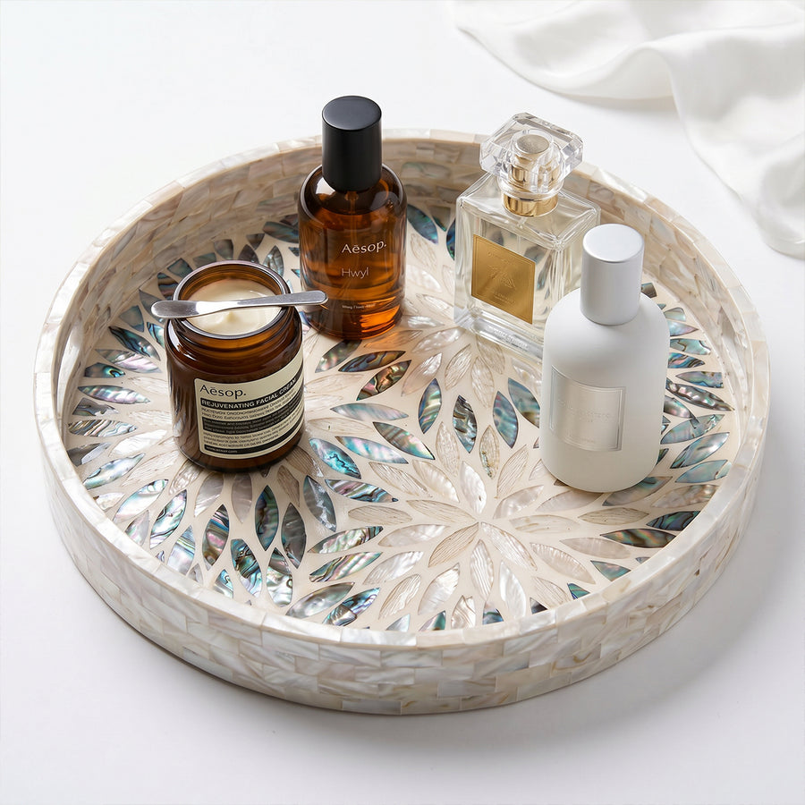 Tidal Shell Round Tray