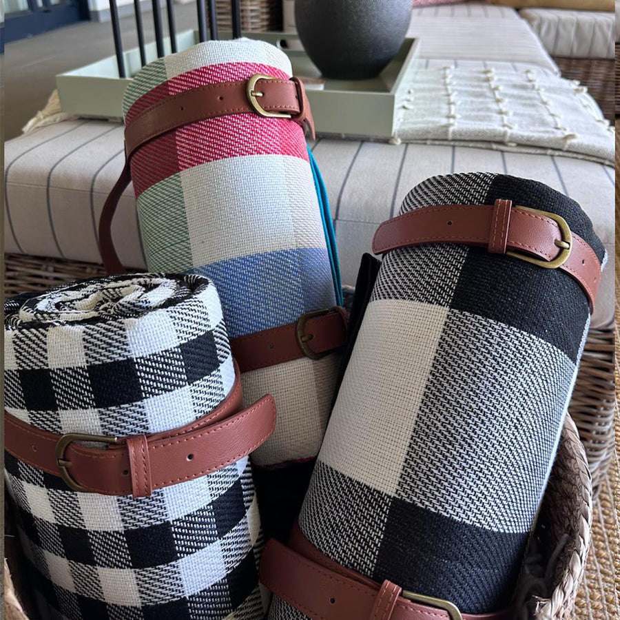 ROLL UP PICNIC BLANKET